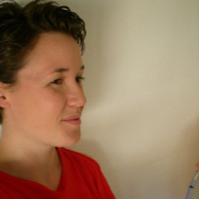 Profile Picture of Dr Rebecca Collins  💙 🏳‍ 🌈 🇪🇺 🐺 (@Collins_R_C) on Twitter