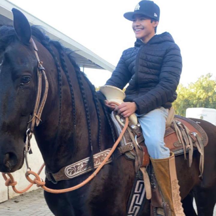 Profile Picture of Josh (@joshua.robles) on Tiktok