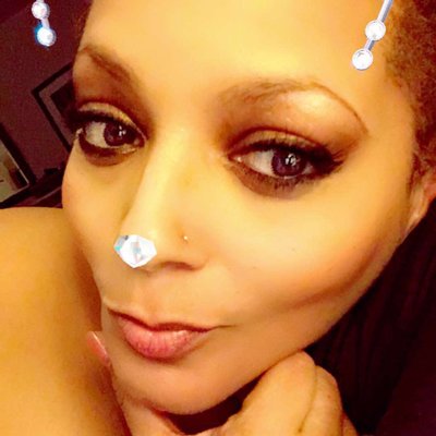 Profile Picture of Tammie Lewis (@MizzPeachez247) on Twitter