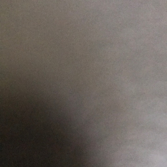 Profile Picture of Ella Kinkelaar (@ellakink) on Poshmark