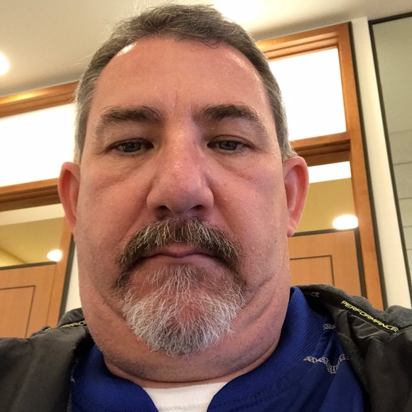 Profile Picture of Danny Spencer (@poshhog52) on Poshmark