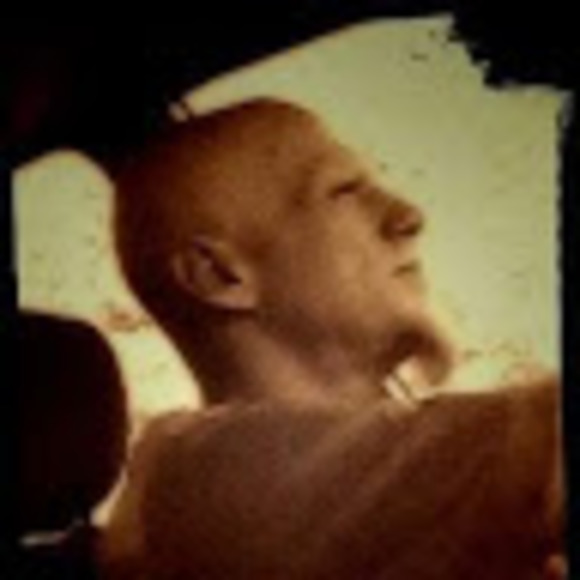 Profile Picture of Rob Moore (@robbmoore756) on Poshmark