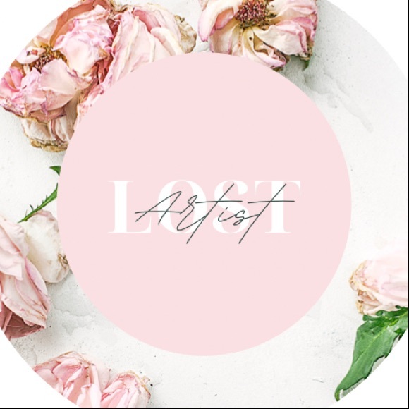 Profile Picture of Mercedes Tingue (@mercedestingue) on Poshmark