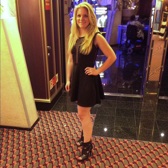 Profile Picture of Heather Augliera (@janetsmami413) on Poshmark