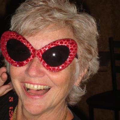 Profile Picture of Barbara Holbrook (@WPuffin) on Twitter