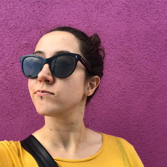 Profile Picture of Valerie Miers (@valhallah) on Poshmark