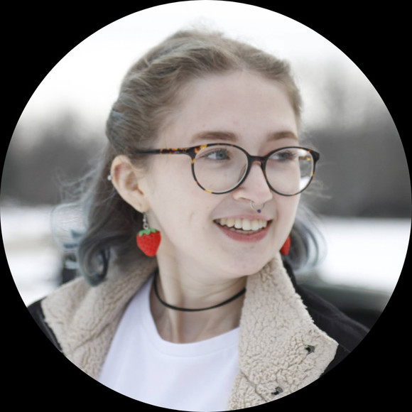 Profile Picture of Clementine Zimnicki (@czimnicki) on Poshmark