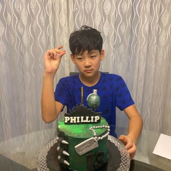 Eunkyung Lee - Poshmark Profile Picture of Eunkyung Lee (@eunkyungl) on Poshmark