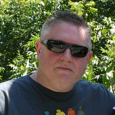 Profile Picture of Simon Belcher (@DoozerBnice) on Twitter