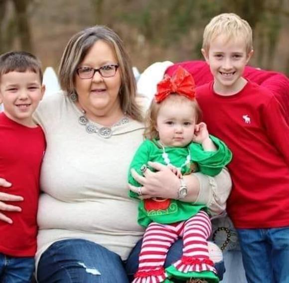 Profile Picture of Lisa Stricklin caldwell (@lcaldwell1967) on Poshmark