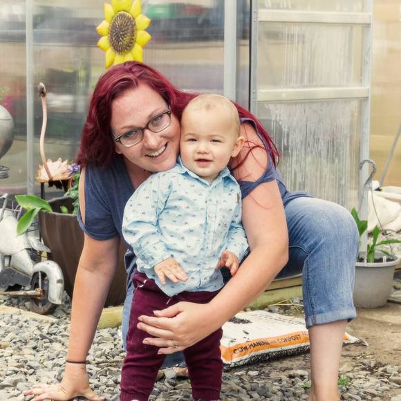 Amy Faccenda - Poshmark Profile Picture of Amy Faccenda (@amyfaccenda) on Poshmark