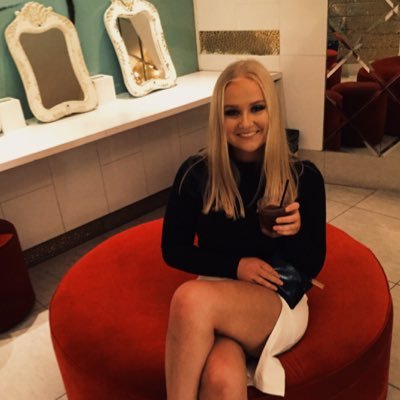 Profile Picture of Jess Healy (@JessieHealy7) on Twitter