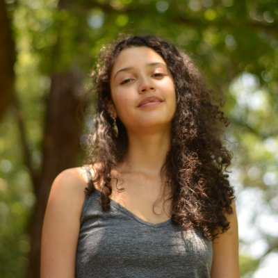 Profile Picture of Larissa Fernandes (@larisfernandesr) on Twitter