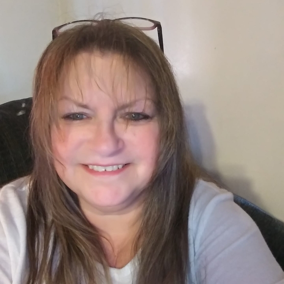 Profile Picture of Barbara Chvala (@momma368) on Poshmark