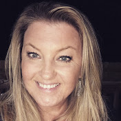 Profile Picture of Jessica Pollick (@jesserleigh) on Youtube