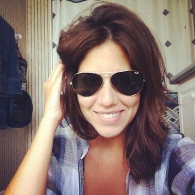 Profile Picture of Lisa Calvo (@lisacalvo21) on Twitter