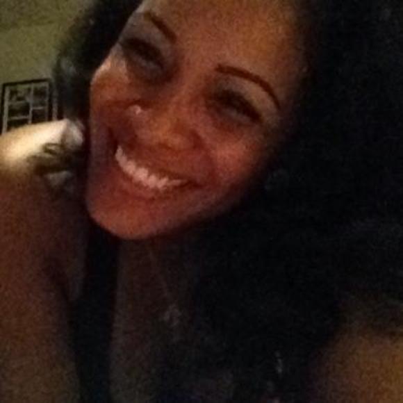 Lanieta Lisbey - Poshmark Profile Picture of Lanieta Lisbey (@lanieta1980) on Poshmark