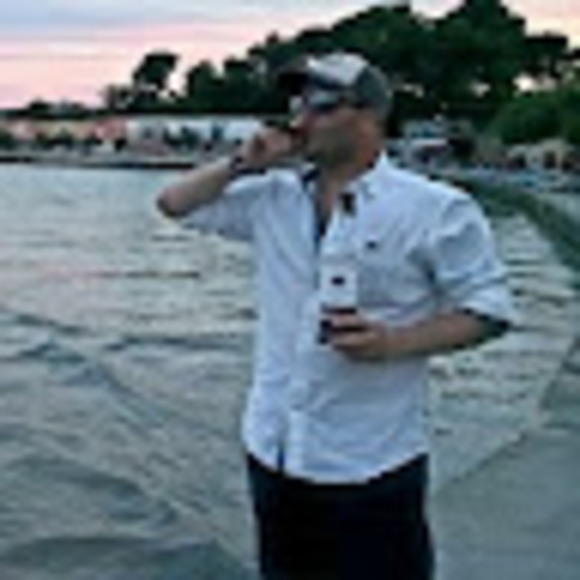 Profile Picture of Christopher Shaddy (@crshaddy) on Poshmark