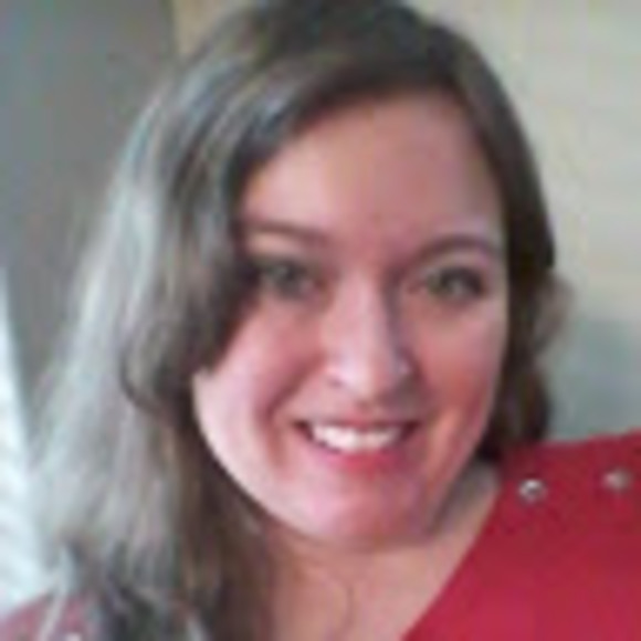 Profile Picture of Angela Fisher (@amariefisher106) on Poshmark