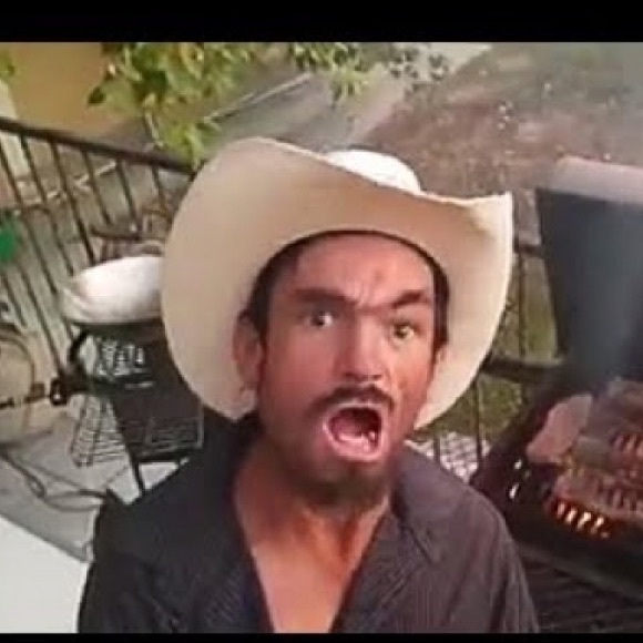 Profile Picture of David Mendoza (@david75224) on Poshmark