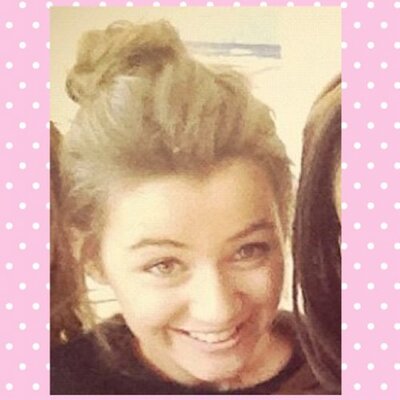 Profile Picture of • C A N D I C E • (@candice_calder) on Twitter