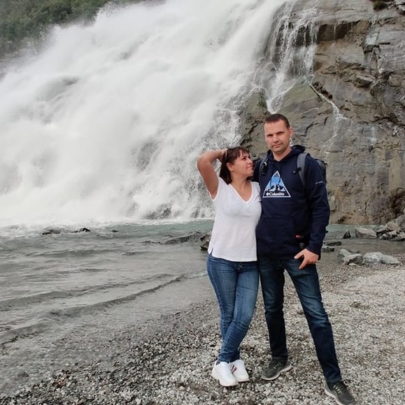 Profile Picture of Alesya Lysak (@olysak) on Poshmark