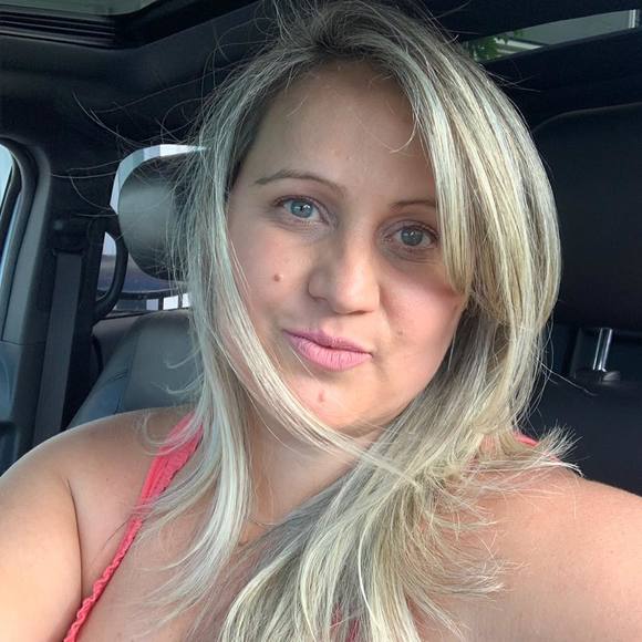 Profile Picture of Cassandra Caetano (@sancaetano) on Poshmark