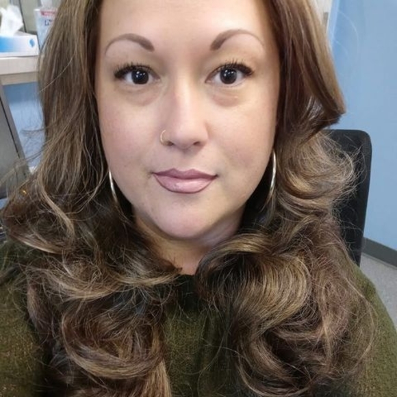 Profile Picture of Misty Vincent (@mistyvincent789) on Poshmark