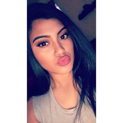 Profile Picture of Angelina Vela (@angelinaajv) on Twitter