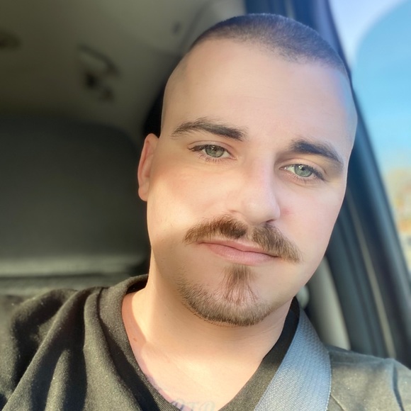 Profile Picture of Stephen Baumann (@bhc283rl) on Poshmark