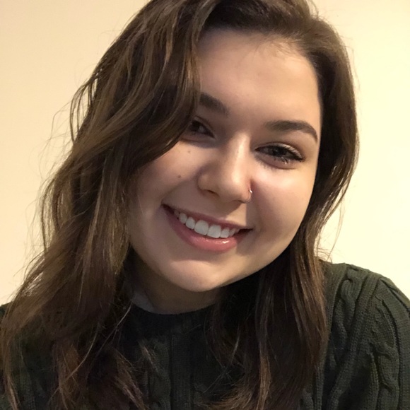 Profile Picture of Krista Marsicek (@kristamars) on Poshmark