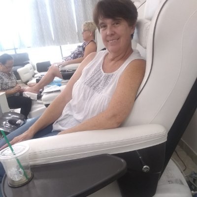 Profile Picture of Margaret Hemingway (@MargaretHeming3) on Twitter