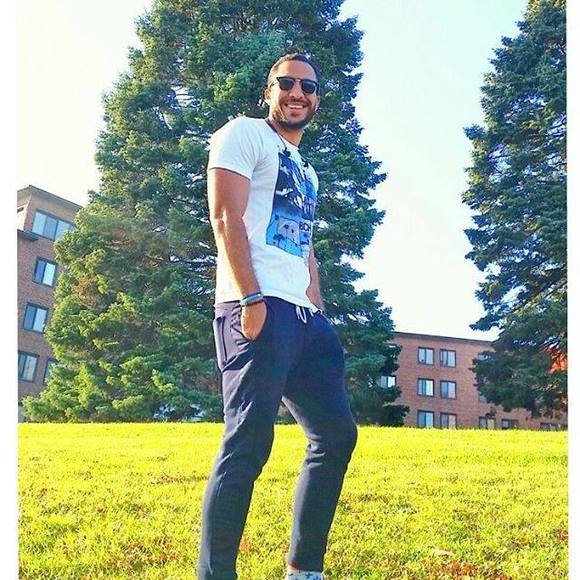 Profile Picture of Benedicto Hernandez (@bjhp) on Poshmark