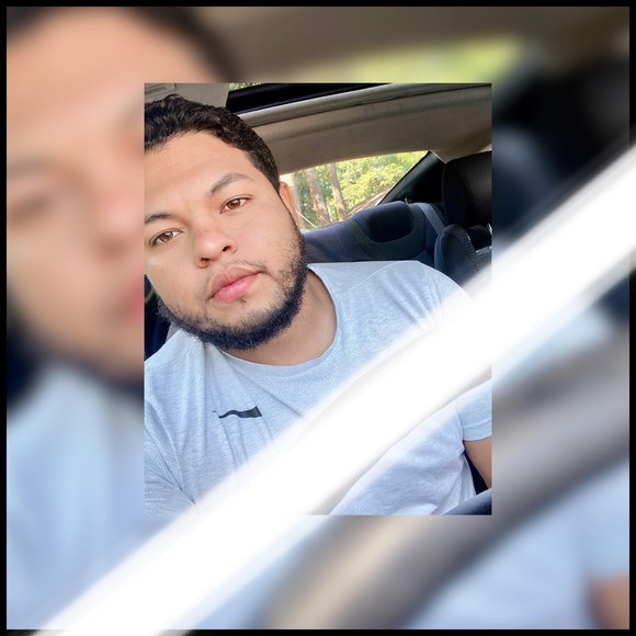 Profile Picture of Kevin Cano (@samircano) on Poshmark