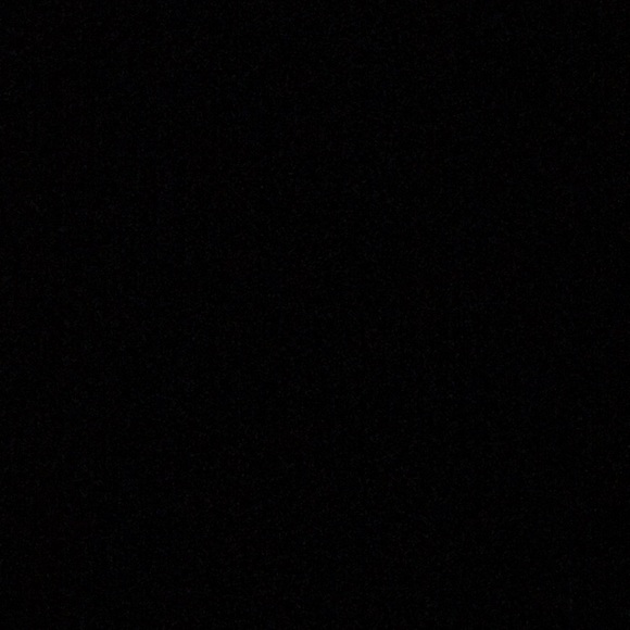 Profile Picture of Adam Mirza (@vaxurszn) on Poshmark