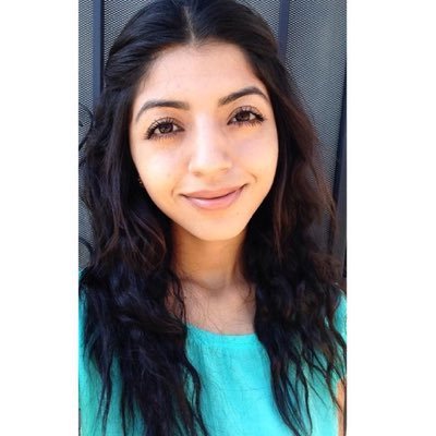 Profile Picture of Juli(beth) Rodriguez (@jujuchilling) on Twitter