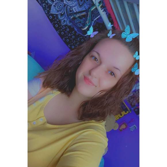 Breanna Bollinger - Poshmark Profile Picture of Breanna Bollinger (@breannabolli801) on Poshmark