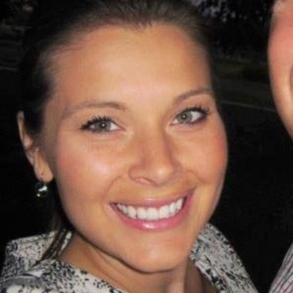 Profile Picture of Erin Franceschi (@erinley81) on Poshmark