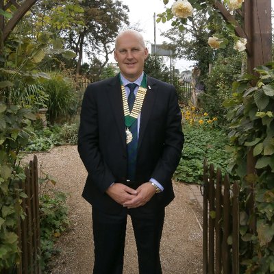 Profile Picture of PAUL DOWNERon Twitter