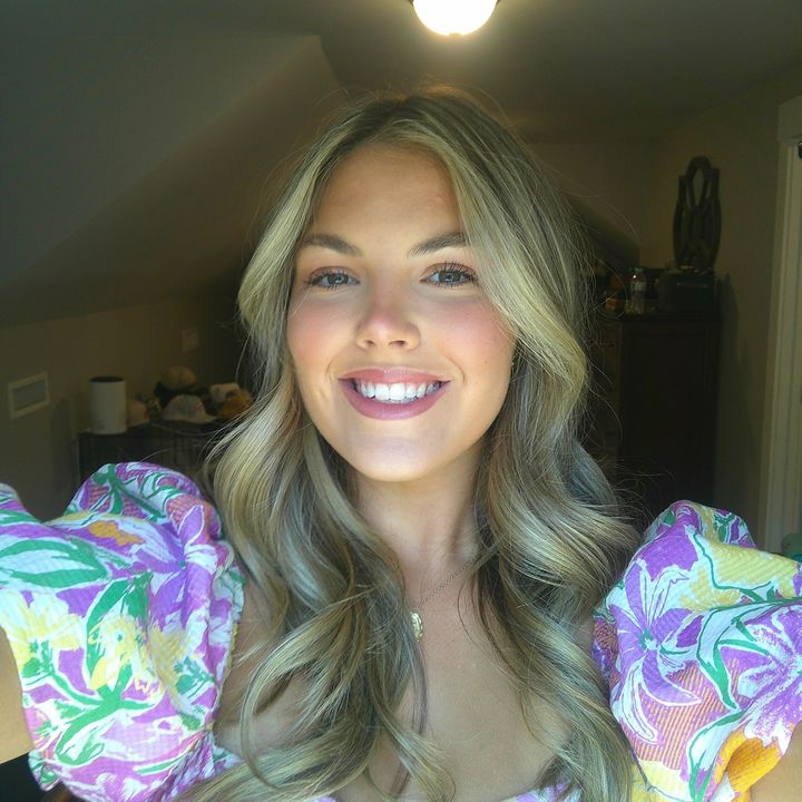 Profile Picture of alivia borders (@alivia_skye) on Tiktok