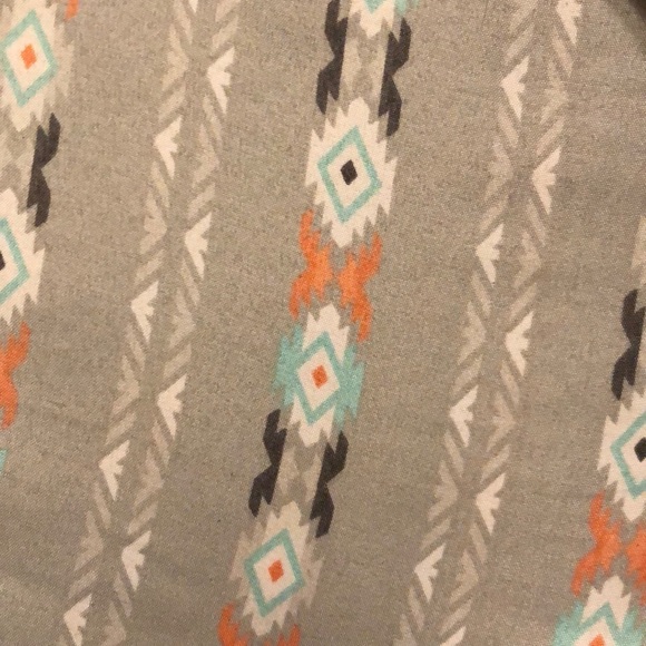 Halli Meairs - Poshmark Profile Picture of Halli Meairs (@hallimeairs04) on Poshmark