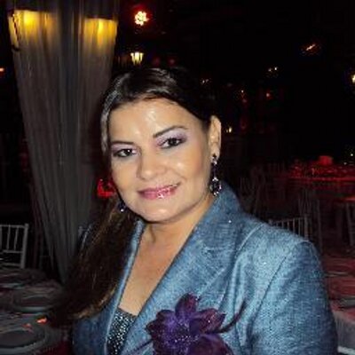 Profile Picture of Elvira Cortez (@elviraparabol) on Twitter