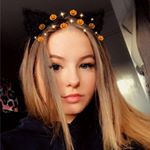 Profile Picture of rebecca lauren (@rebeccanesfield) on Instagram