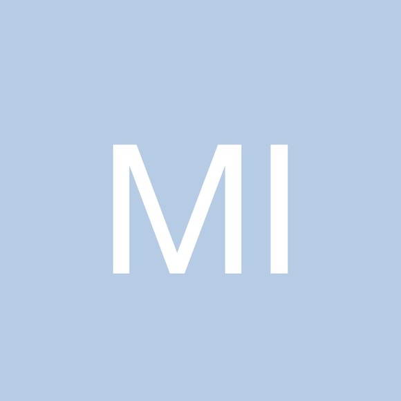 Profile Picture of Maria Ioannides (@mariaioannides6) on Poshmark