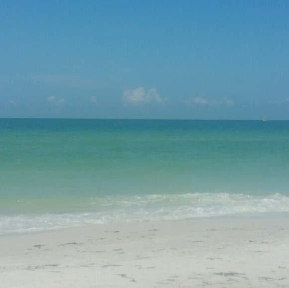 Profile Picture of James Carlson (@jhbc4) on Poshmark