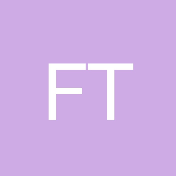 Profile Picture of Fern Thompson (@fthompson1071) on Poshmark