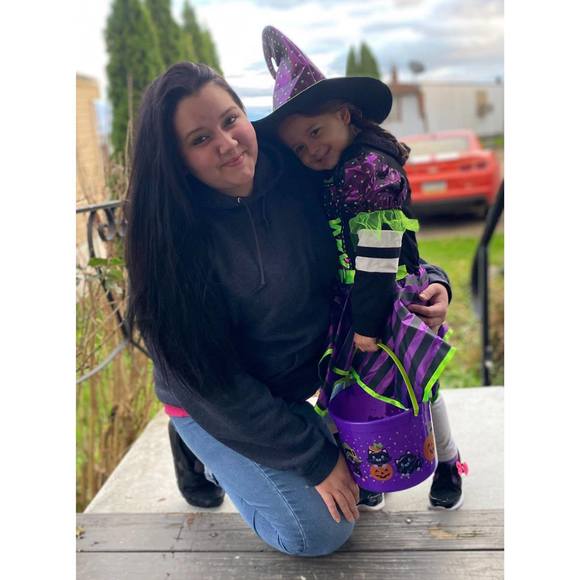 Profile Picture of Taneesha Rae (@taneesharae) on Poshmark