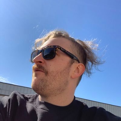 Tyler Kennedy - Twitter Profile Picture of Tyler Kennedy (@waynesmiley) on Twitter