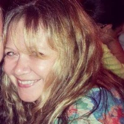 Profile Picture of Heidi Bayer (@blingbybayer) on Twitter