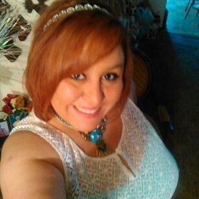 Profile Picture of Lore Perez (@glitterybug_99) on Pinterest